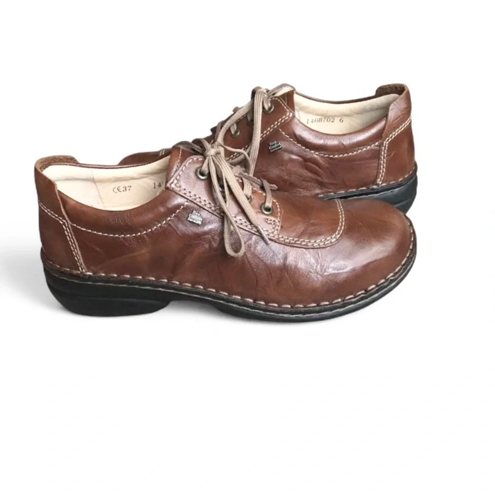 NWOT Finn Comfort Size EU 37 / US 6-6.5 Lexington Brown Plissee Oxford